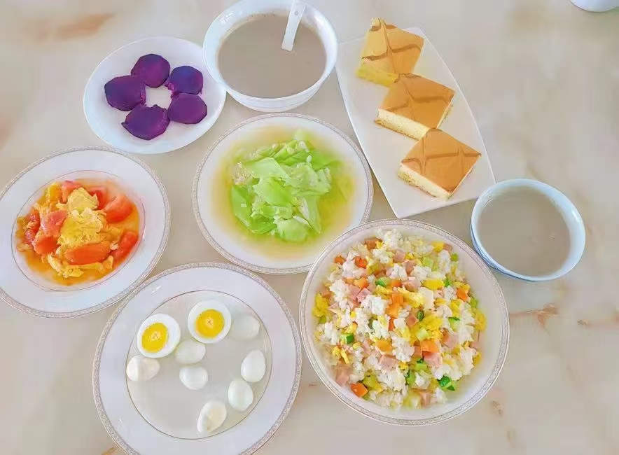 4個月的寶寶添加什么輔食，不能吃什么輔食？