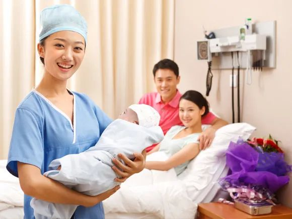 什么是月嫂？月嫂和保姆工資為什么會差2-3倍？
